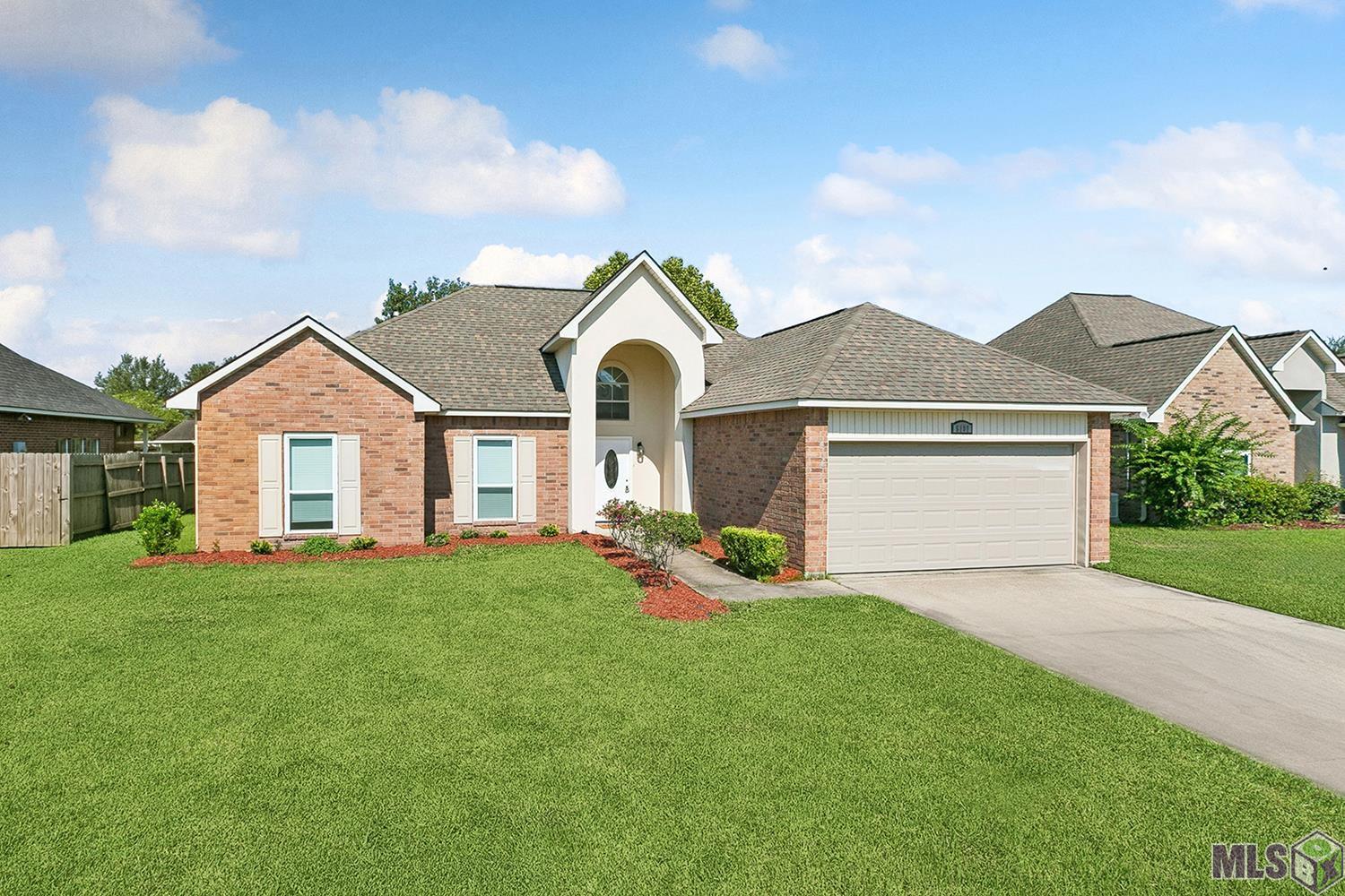 5191 Hemingway Drive Darrow, LA 70725 - Photo 2 of 29