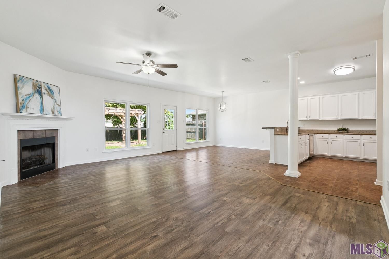 5191 Hemingway Drive Darrow, LA 70725 - Photo 4 of 29