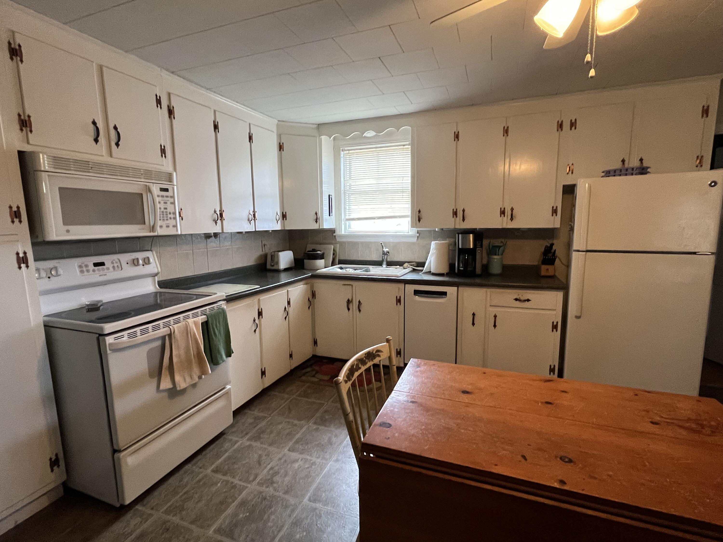 118 Smithville Road Steuben, ME 04680 - Photo 10 of 21 IMG_0626