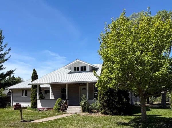 $194,900 | 603 Iris Street, Savanna, IL 61074