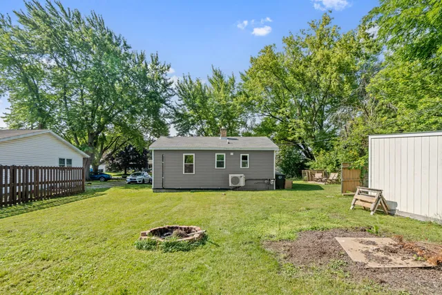 $185,000 | 26816 115th Street, Salem Lakes, WI 53179