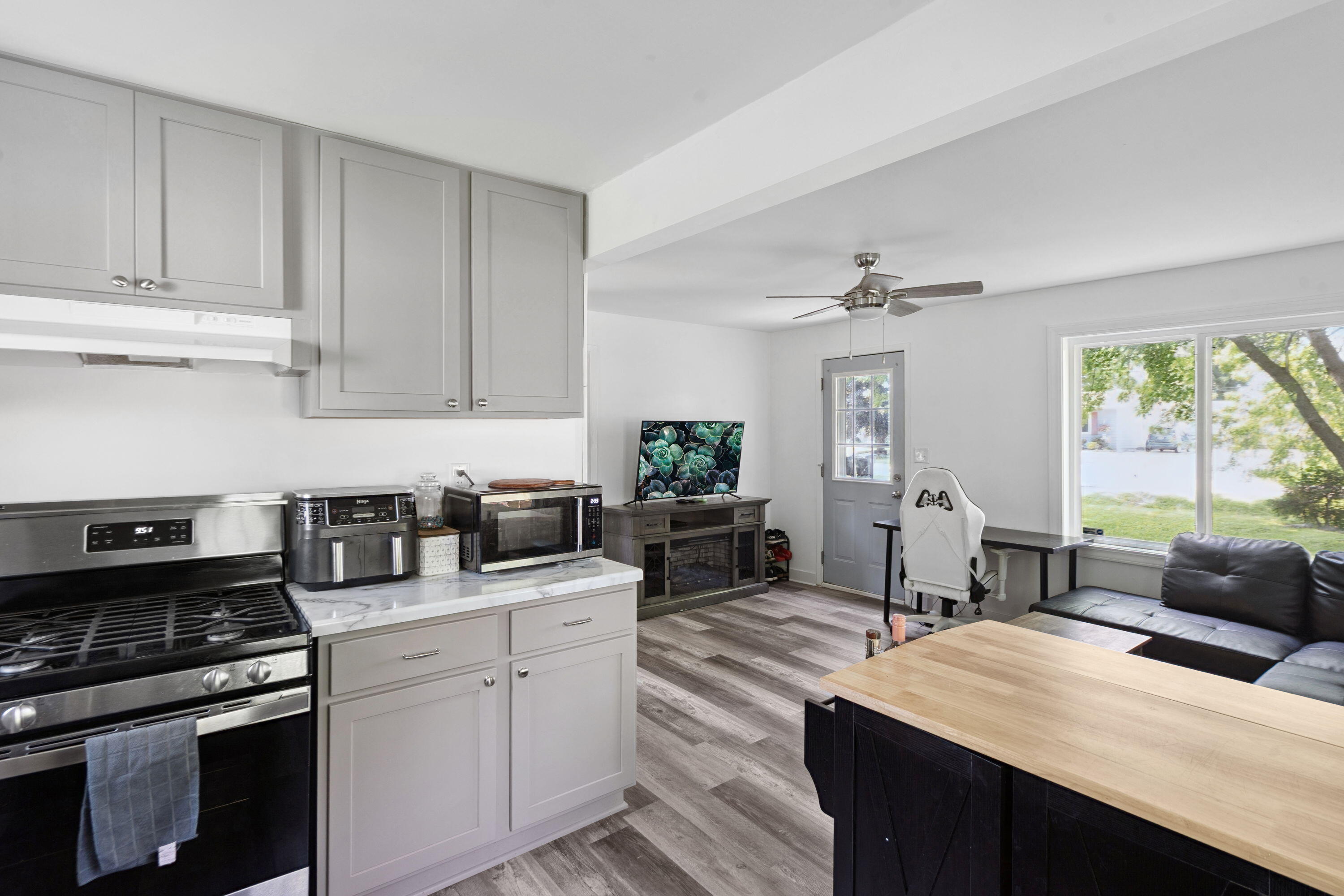 26816 115th Street Salem Lakes, WI 53179 - Photo 6 of 13 9_DonTinsleyDSC06845