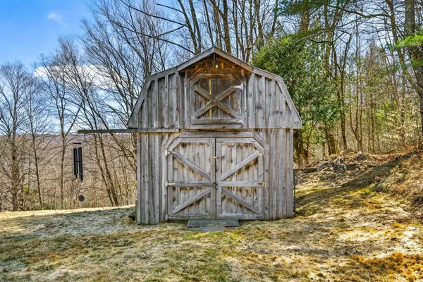 $398,000 | 157 Skyline Drive, West Rutland, VT 05777
