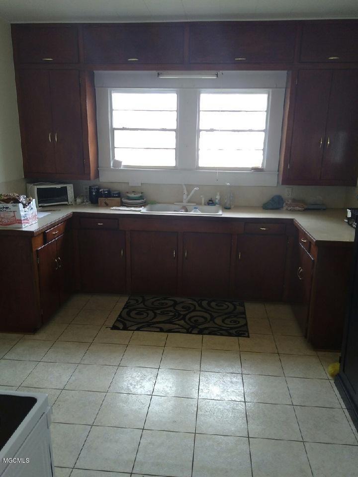 1412 Courthouse Road Gulfport, MS 39507 - Photo 15 of 20 IMG_20180116_121739559