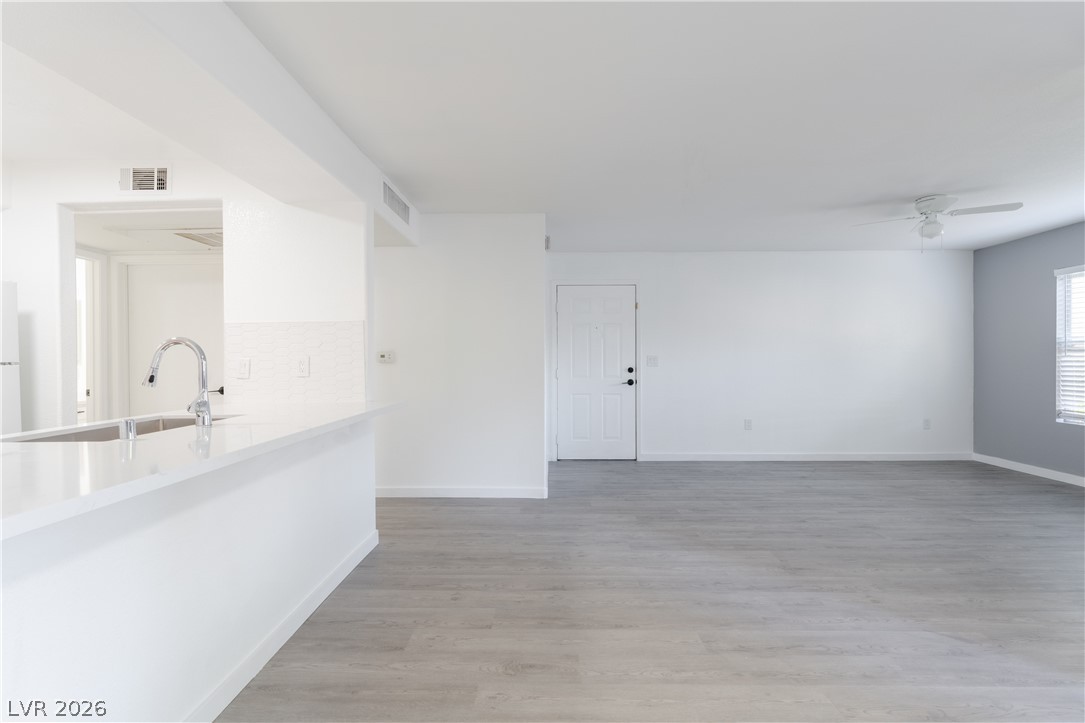 555 East Silverado Ranch Boulevard, Unit 1007 Las Vegas, NV 89183 - Photo 25 of 31