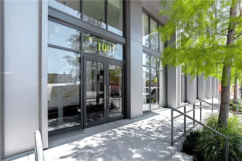 $955,000 | 1001 Julia Street, Unit 6D, New Orleans, LA 70113