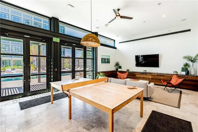 $955,000 | 1001 Julia Street, Unit 6D, New Orleans, LA 70113