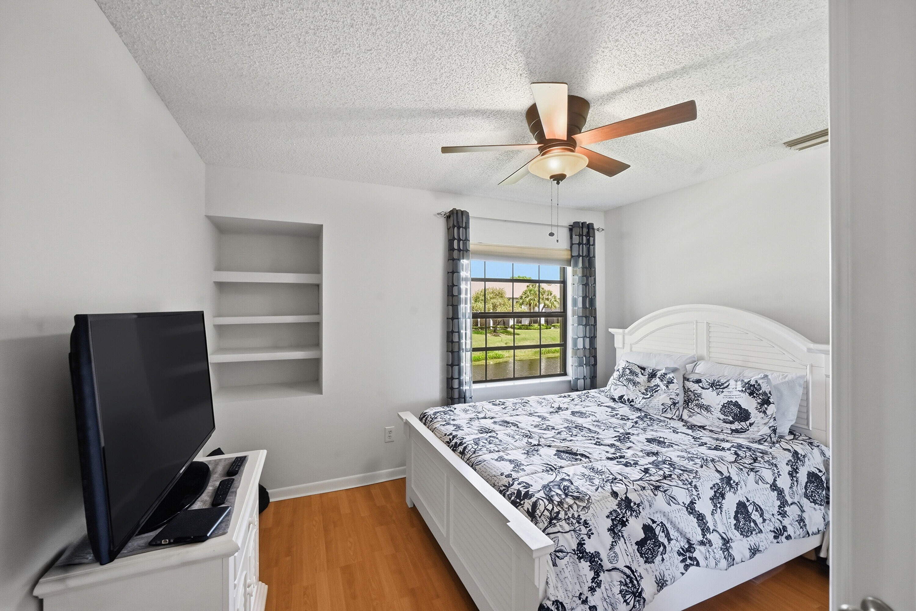 5395 Firenze Drive, Unit K Boynton Beach, FL 33437 - Photo 6 of 53 17_ra1_0995