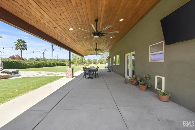 $1,050,000 | Undisclosed Address, Bakersfield, CA 93314