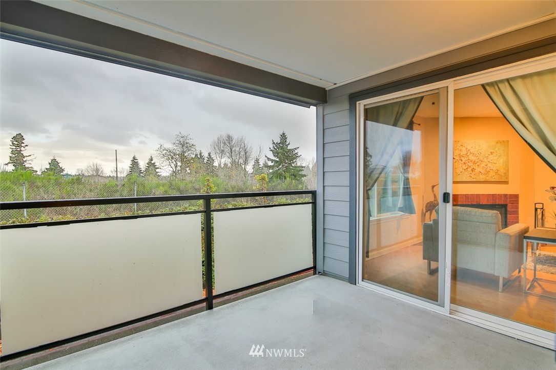 2617 Northeast 4th Street, Unit 113 Renton, WA 98056 - Photo 17 of 18