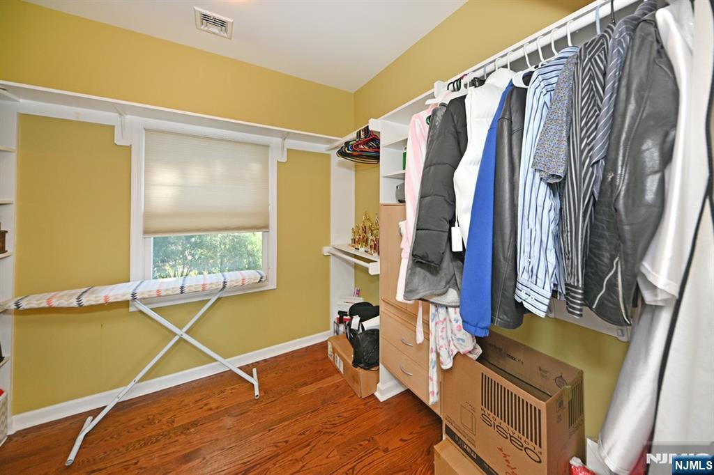 738 Grant Avenue Maywood, NJ 07607 - Photo 6 of 37