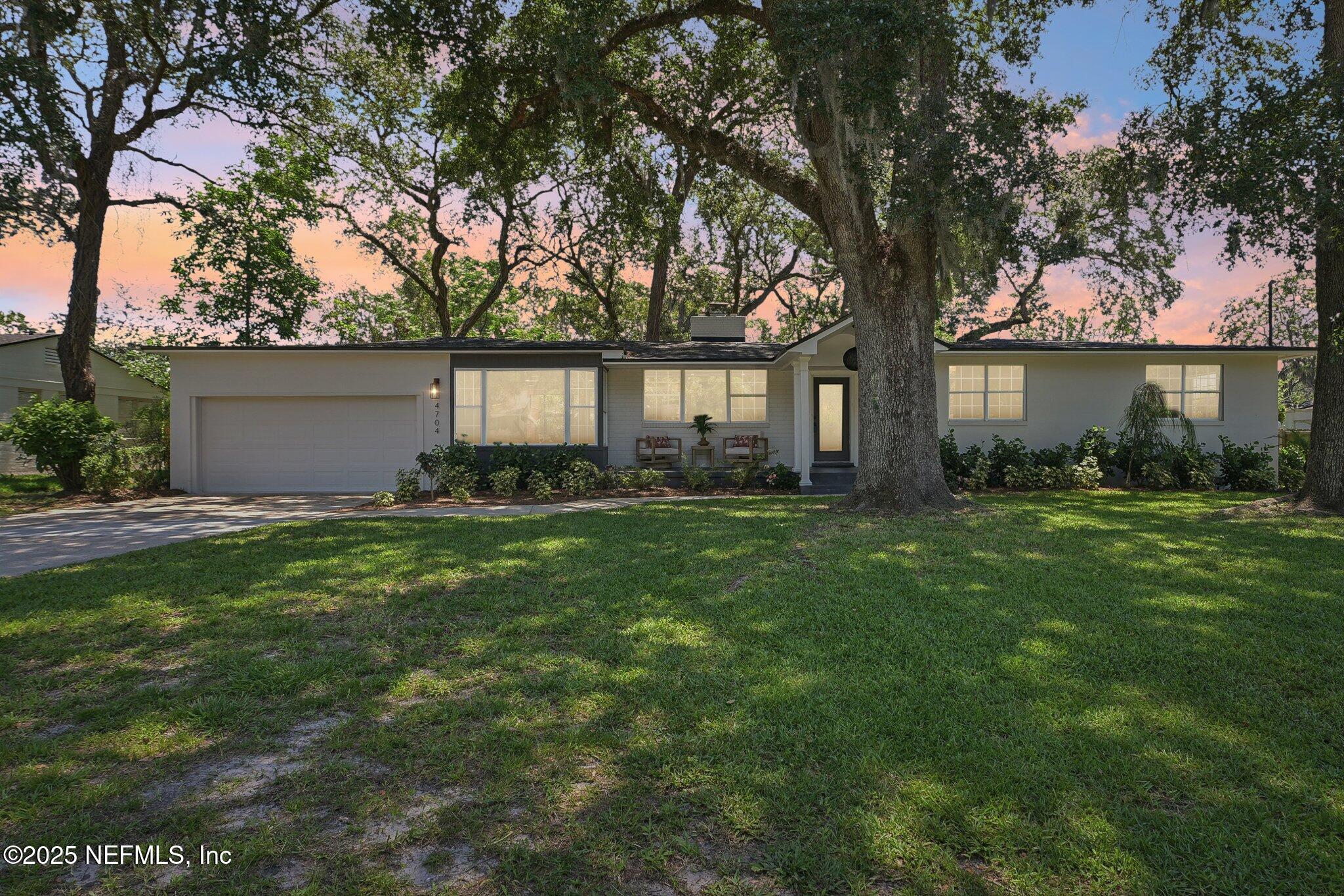 4704 Nottingham Road Jacksonville, FL 32210 - Photo 36 of 37 Twilight View