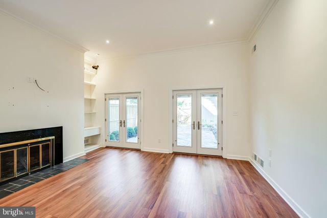 $1,165,000 | 108 North West Street, Alexandria, VA 22314