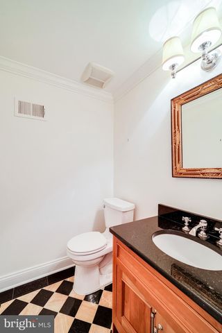 $1,165,000 | 108 North West Street, Alexandria, VA 22314