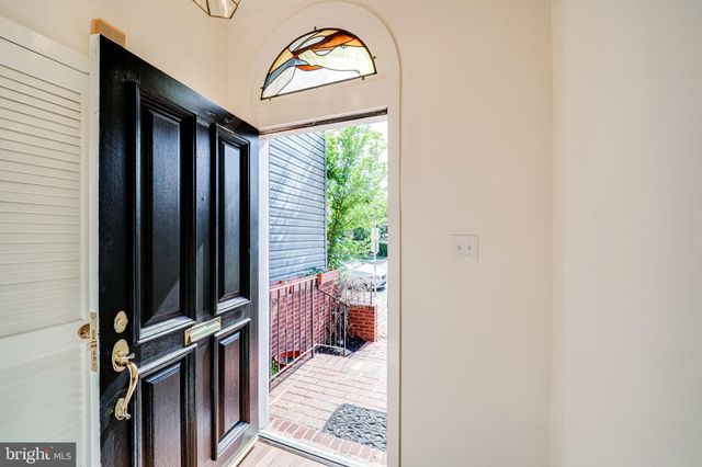 $1,165,000 | 108 North West Street, Alexandria, VA 22314