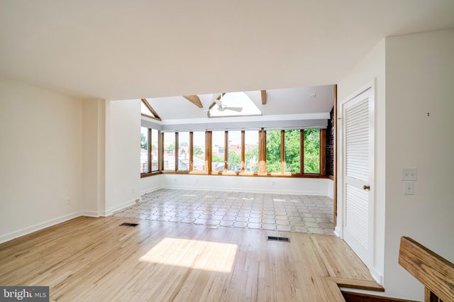 $1,165,000 | 108 North West Street, Alexandria, VA 22314