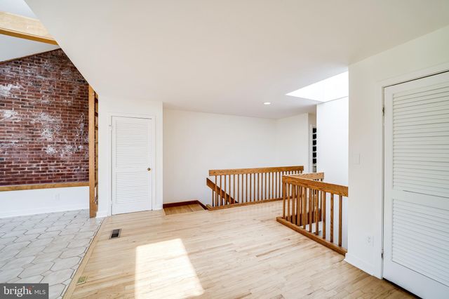 $1,165,000 | 108 North West Street, Alexandria, VA 22314