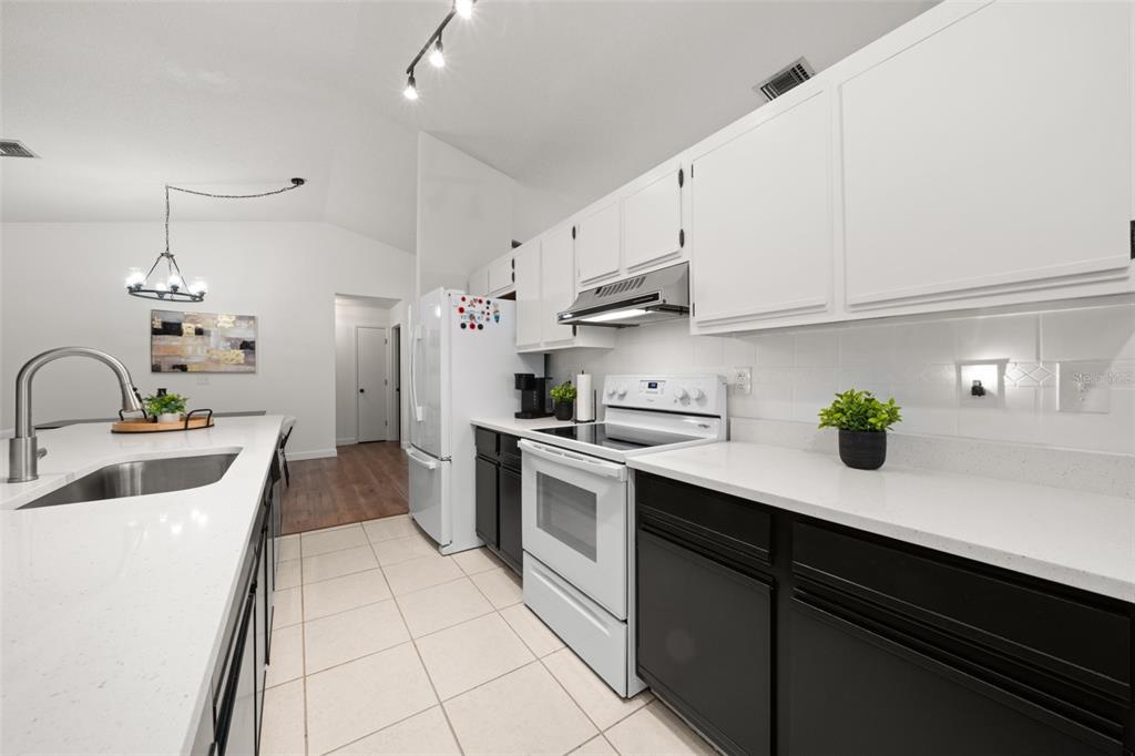 3909 El Rado Avenue Sebring, FL 33872 - Photo 18 of 53