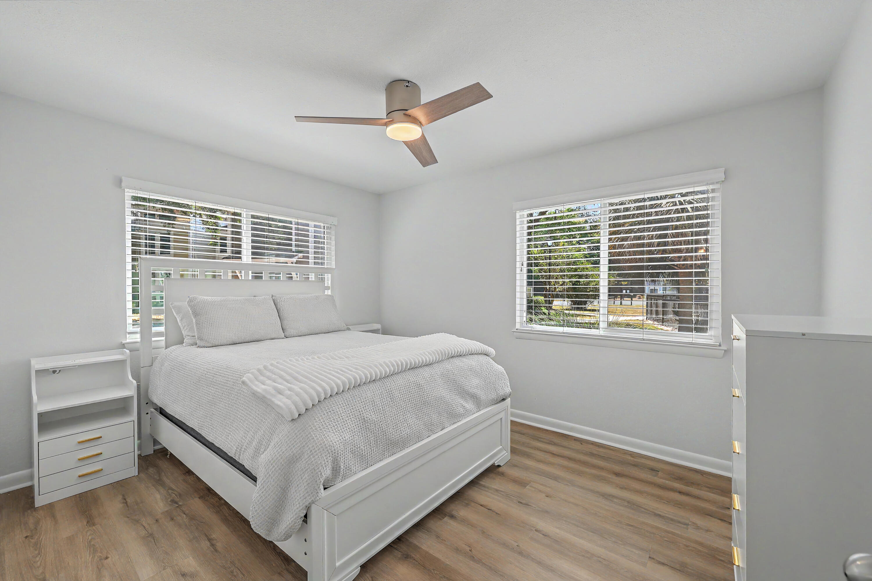 271 Alexandra Drive, Unit 6 Mount Pleasant, SC 29464 - Photo 17 of 46 ZYN_7287_88_89_90_91_92_93