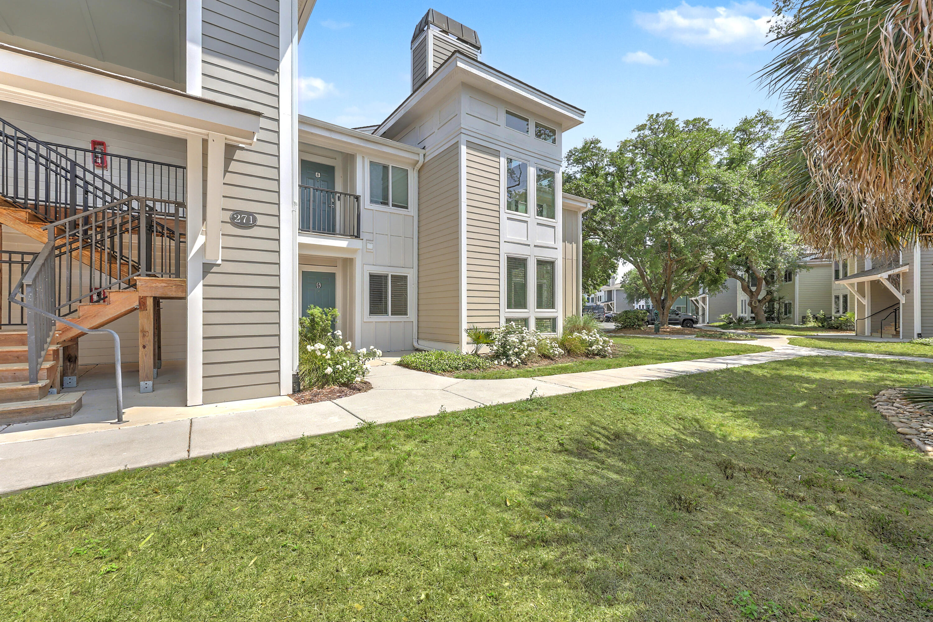 271 Alexandra Drive, Unit 6 Mount Pleasant, SC 29464 - Photo 24 of 46 ZYN_7371_2_3_4_5_6_7