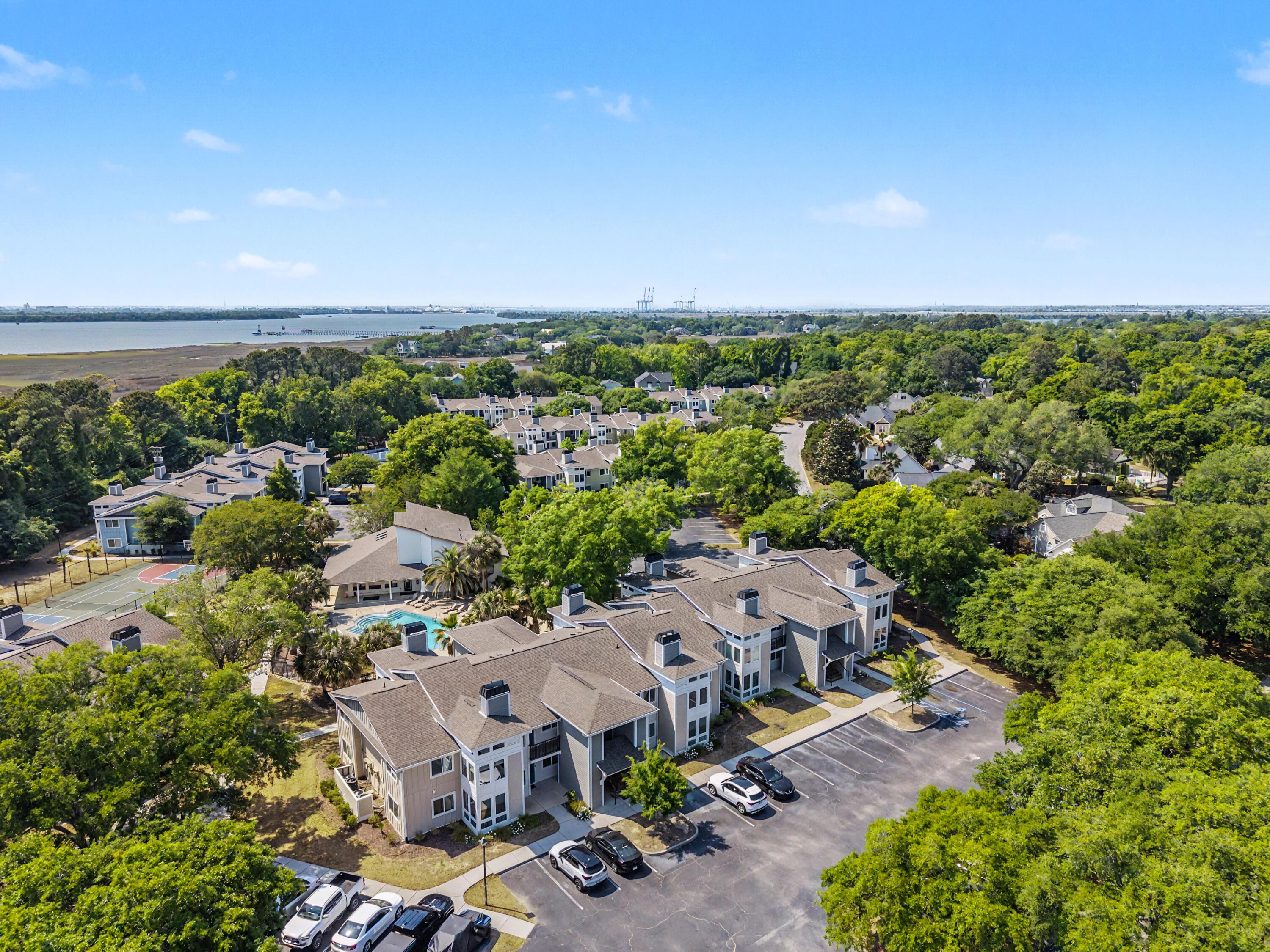 271 Alexandra Drive, Unit 6 Mount Pleasant, SC 29464 - Photo 34 of 46 Zyndicate4676