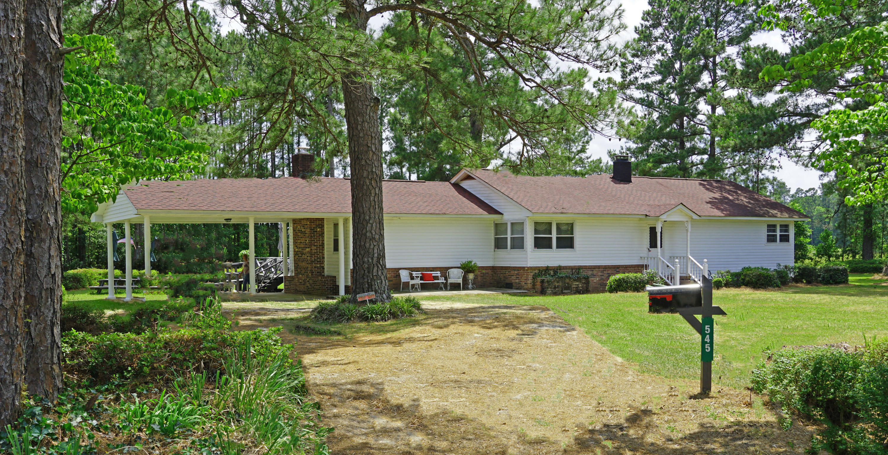545 Midway Road Elloree, SC 29047 - Photo 4 of 33 Side of House