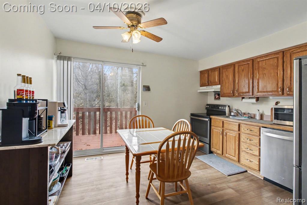 616 Rickett Road, Unit 118 Brighton, MI 48116 - Photo 6 of 21