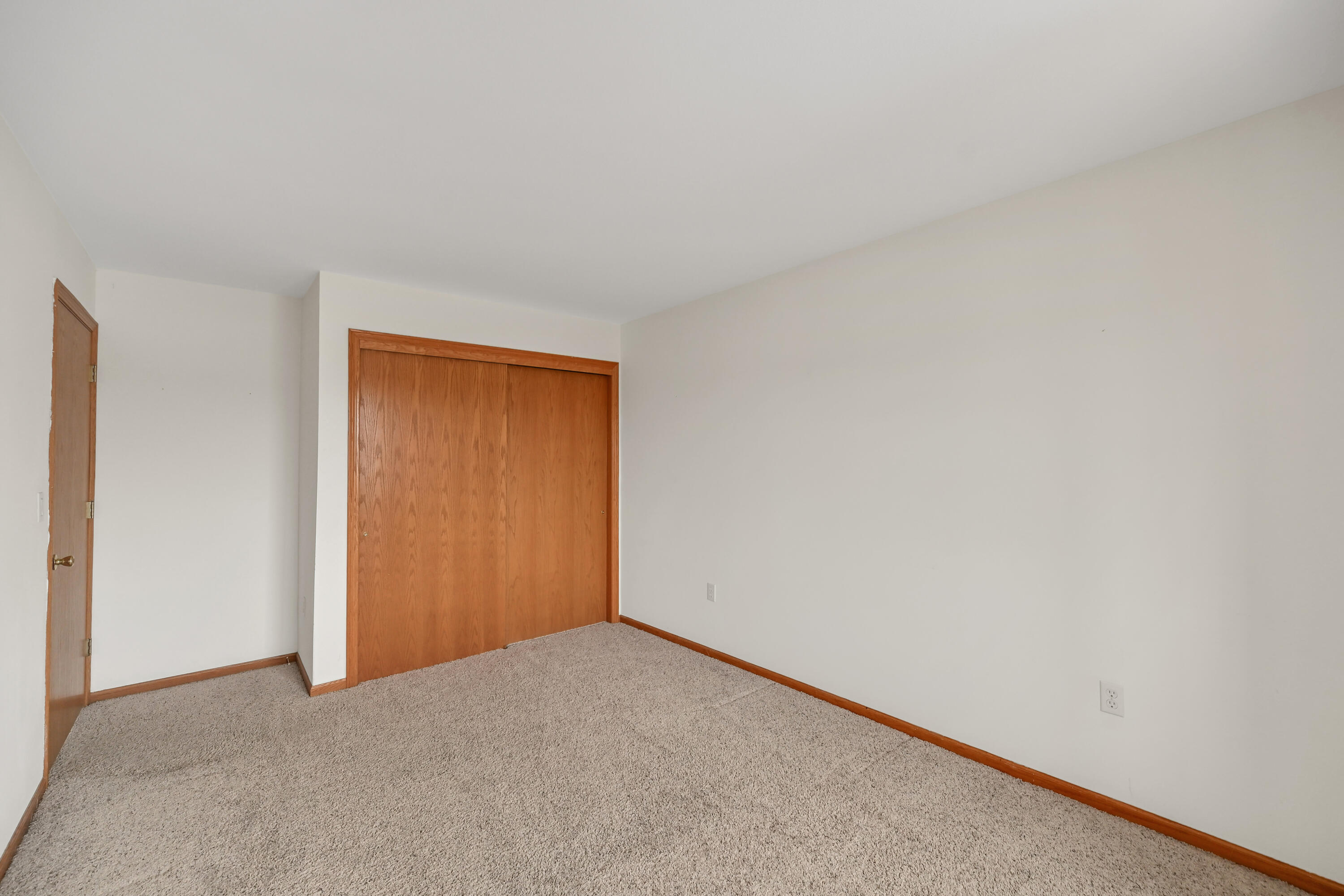 9390 West Loomis Road, Unit 1 Franklin, WI 53132 - Photo 17 of 25 DZ9390-16 (1)