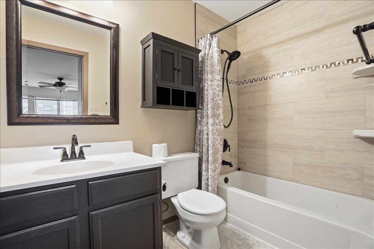 34305 Homestead Road Gurnee, IL 60031 - Photo 15 of 23