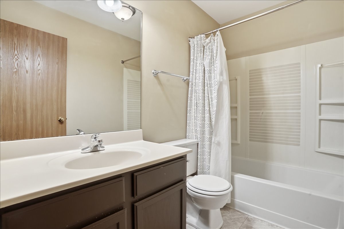 34305 Homestead Road Gurnee, IL 60031 - Photo 17 of 23