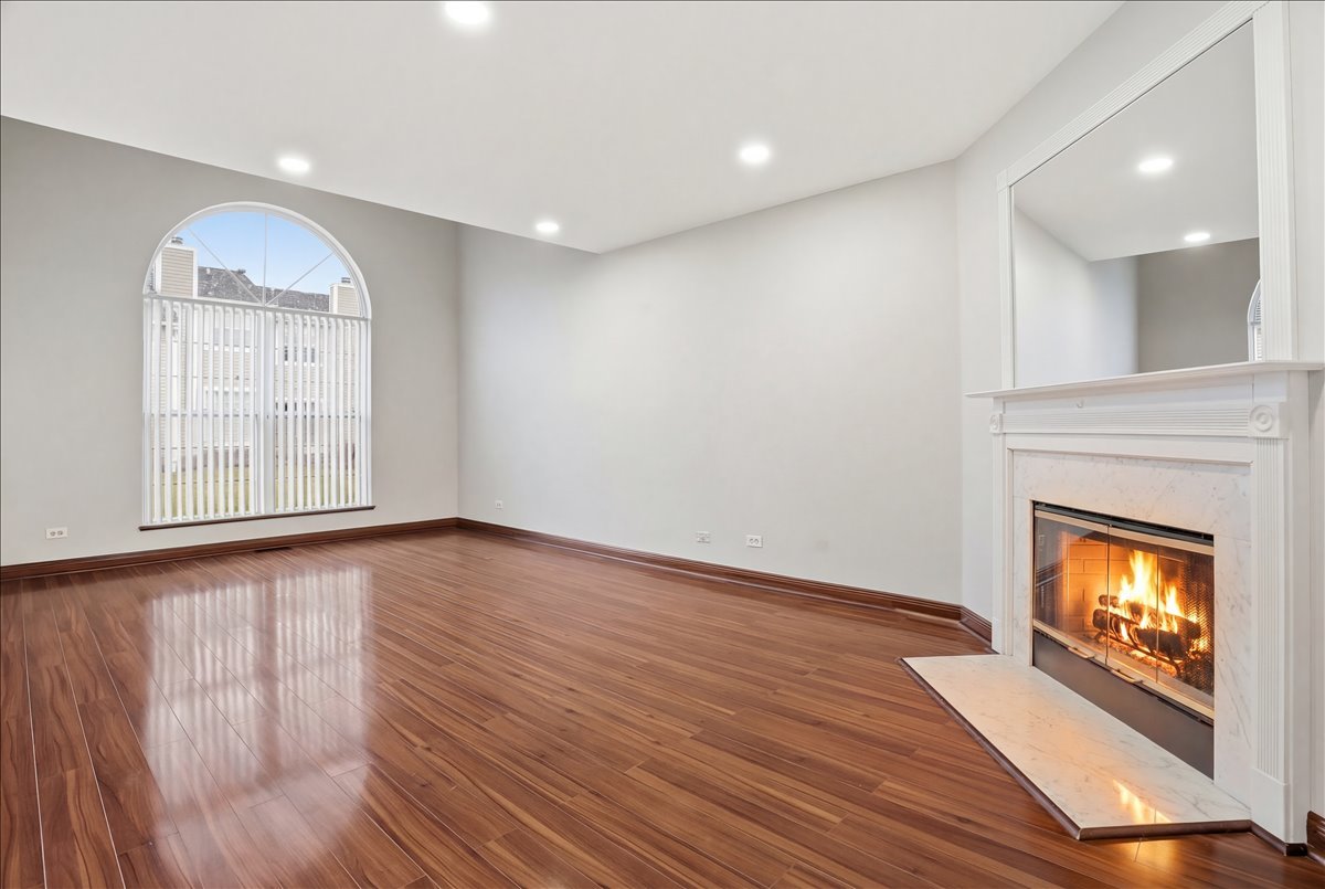 34305 Homestead Road Gurnee, IL 60031 - Photo 3 of 23