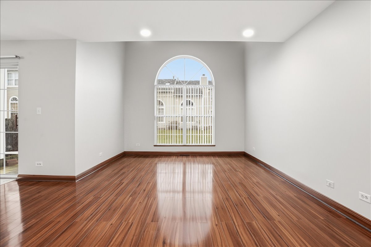 34305 Homestead Road Gurnee, IL 60031 - Photo 5 of 23