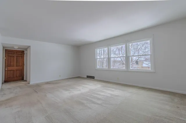 $114,900 | 1311 East Randolph Court, Unit C, Milwaukee, WI 53212