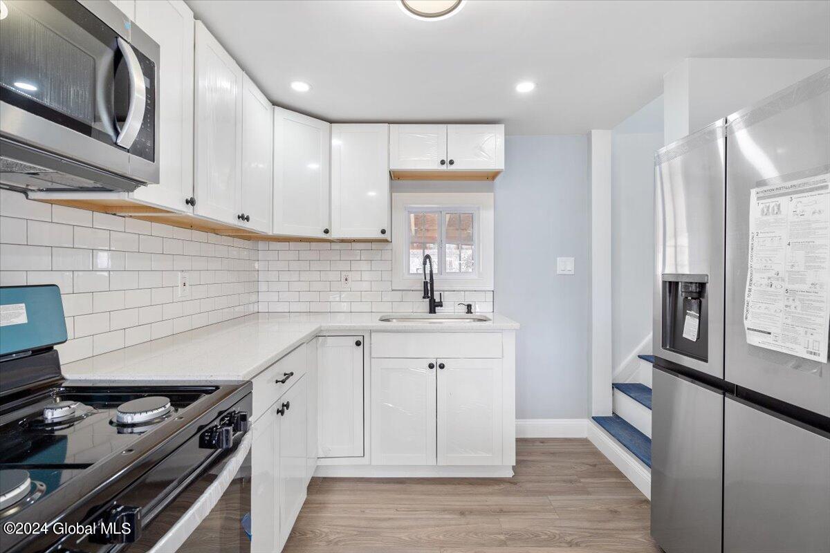 217 Chiswell Road Schenectady, NY 12304 - Photo 12 of 30 29-DSC04857