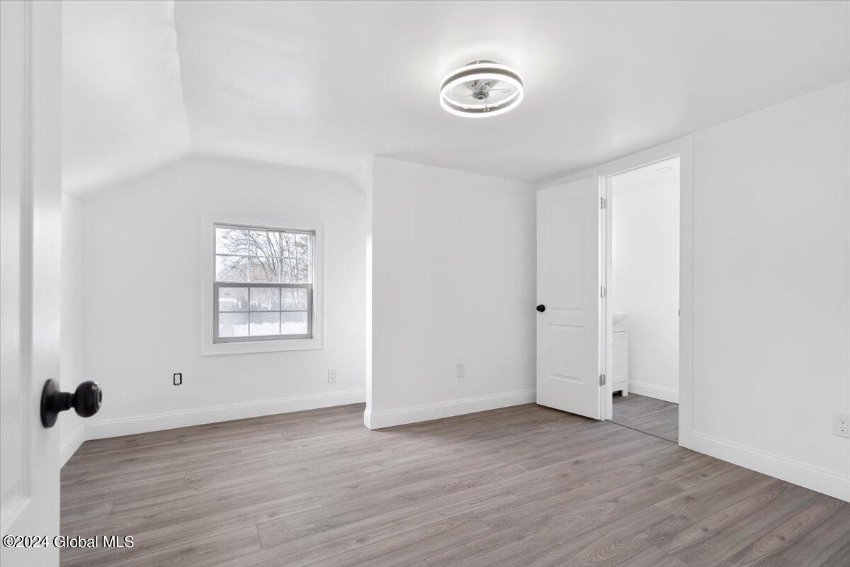 217 Chiswell Road Schenectady, NY 12304 - Photo 17 of 30 22-DSC04881