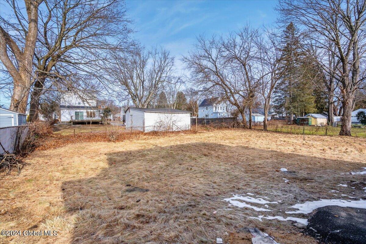 217 Chiswell Road Schenectady, NY 12304 - Photo 27 of 30 01-DSC04826