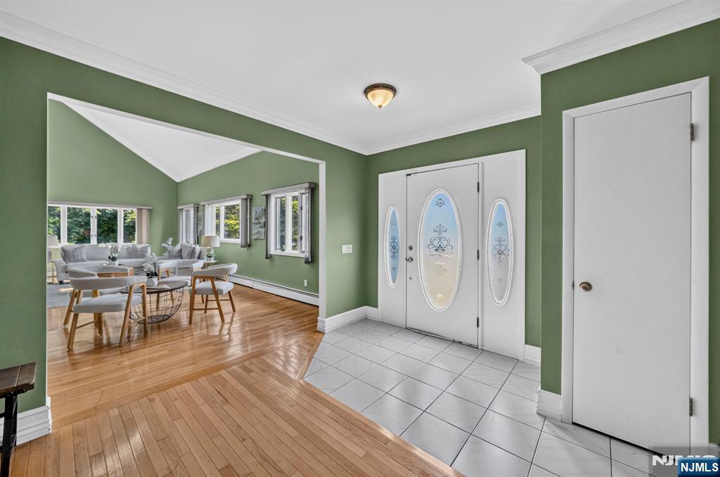 163 Oldham Road Wayne, NJ 07470 - Photo 4 of 50 Gallery Image 4