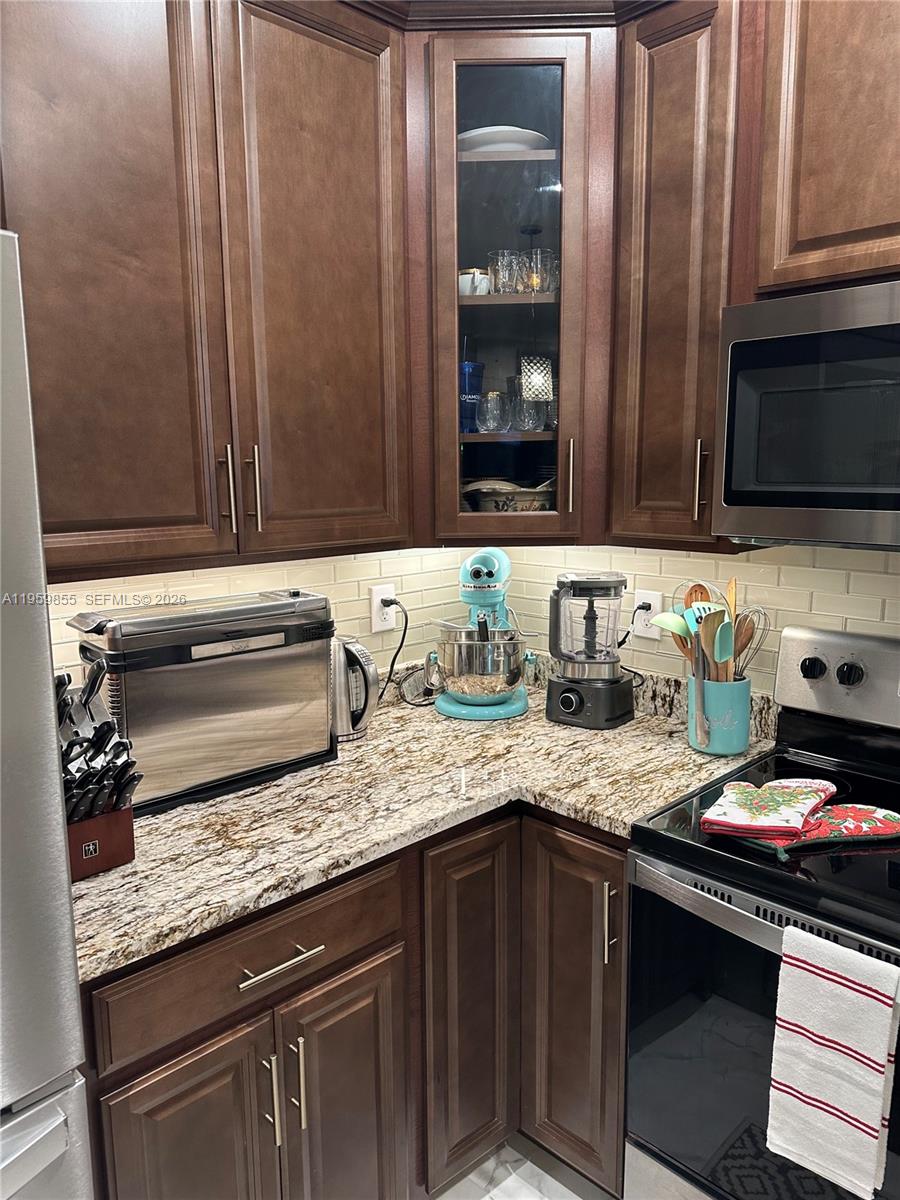 2218 Centerra Loop, Unit 2218 Kissimmee, FL 34741 - Photo 31 of 43