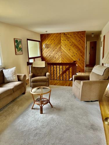 38 Stonegate Road Ossining, NY 10562 - Photo 3 of 31