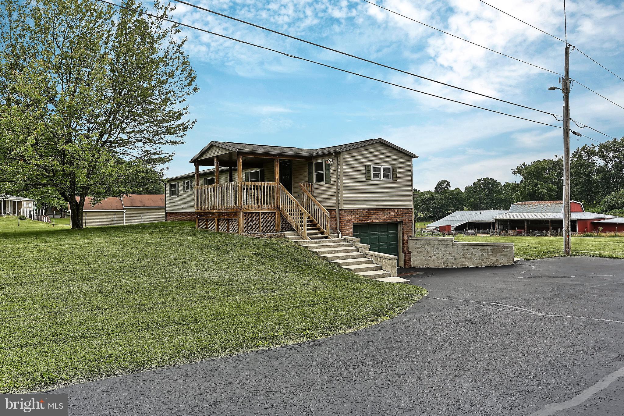 480 Racetrack Road Abbottstown, PA 17301 - Photo 1 of 33 Gallery Image 1
