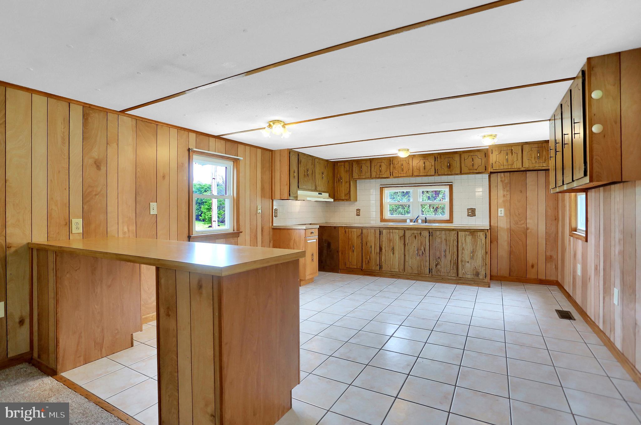 480 Racetrack Road Abbottstown, PA 17301 - Photo 11 of 33 Gallery Image 11