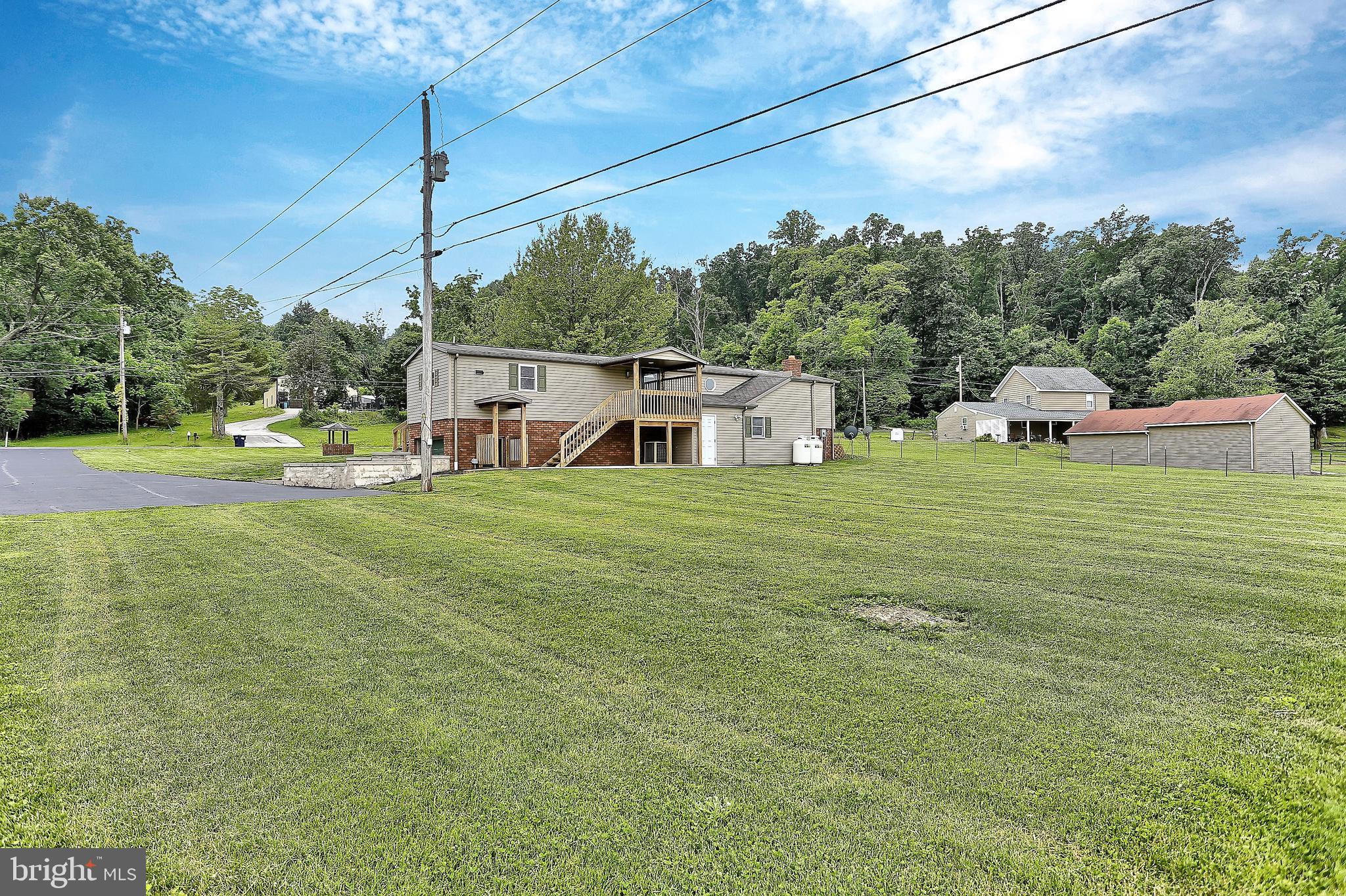 480 Racetrack Road Abbottstown, PA 17301 - Photo 3 of 33 Gallery Image 3