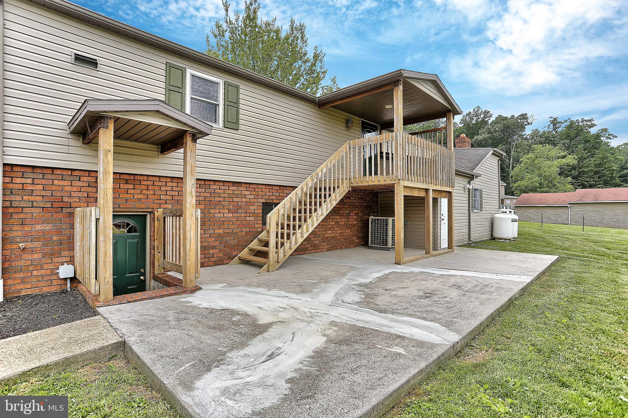 480 Racetrack Road Abbottstown, PA 17301 - Photo 5 of 33 Gallery Image 5