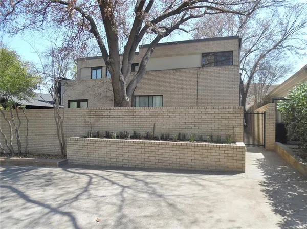 $3,800 | 4715 Lafayette Avenue, Fort Worth, TX 76107