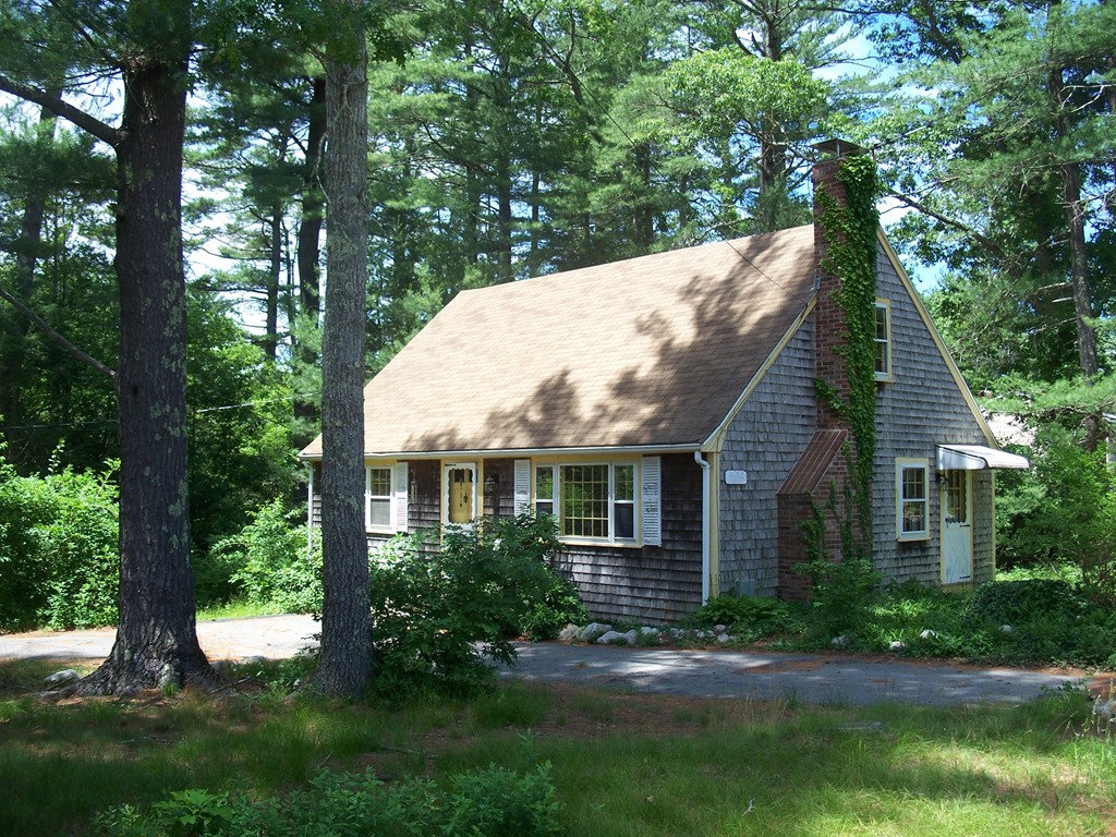 125 Esta Road Plymouth, MA 02360 - Photo 1 of 7 Gallery Image 1