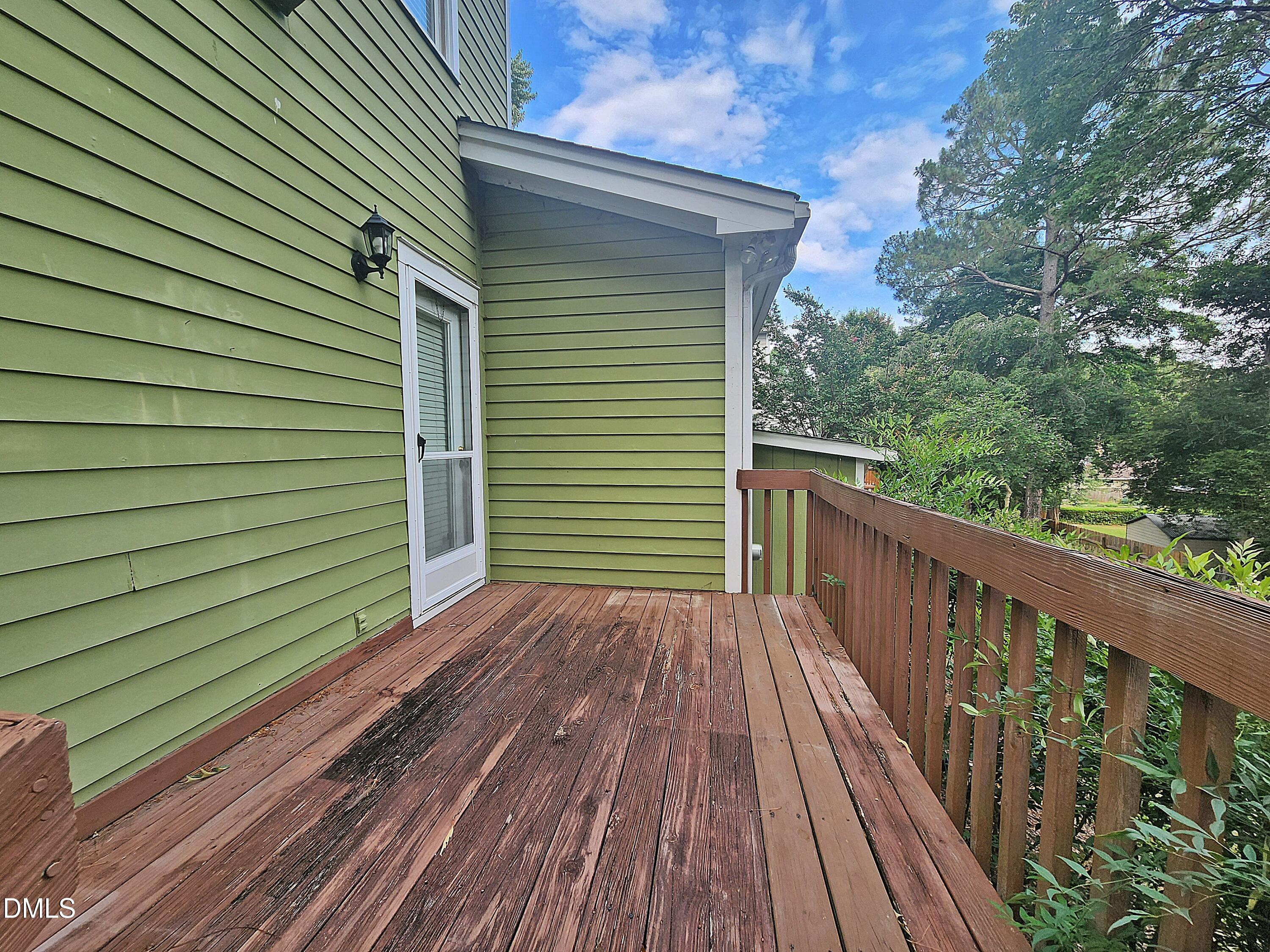 1615 Dunraven Drive Raleigh, NC 27612 - Photo 33 of 36 Back deck