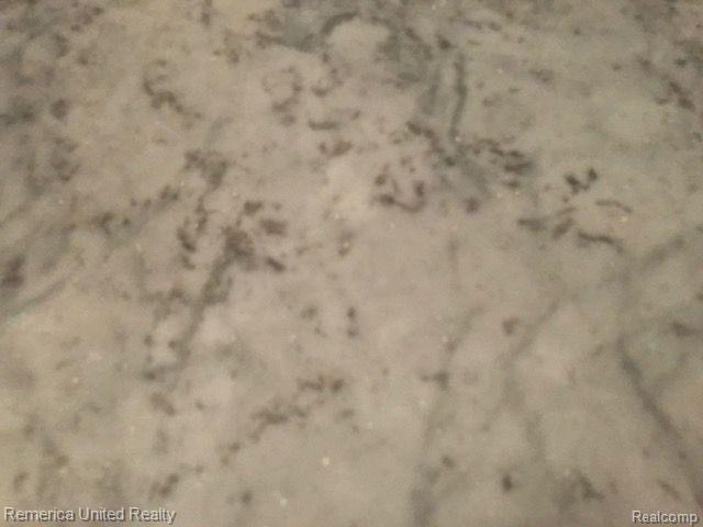408 Meadow Bridge Drive Rochester Hills, MI 48307 - Photo 16 of 27