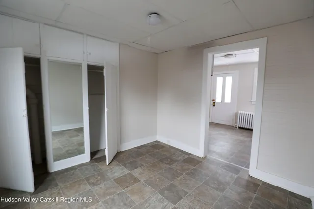 $2,150 | 180 Broadway, Unit A, Port Ewen, NY 12466