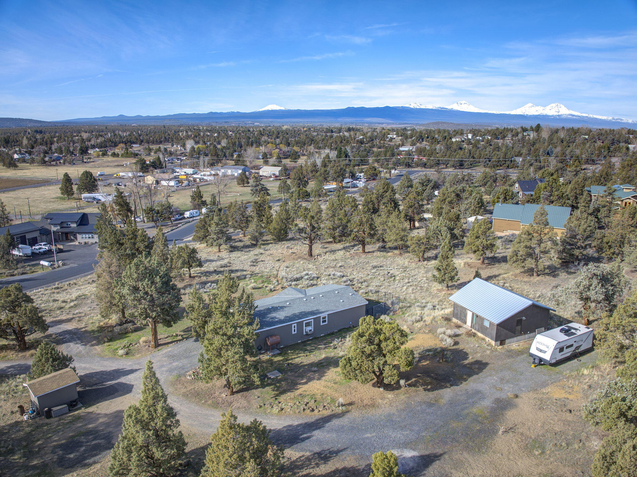 21070 Robin Avenue Bend, OR 97703 - Photo 45 of 62 40-web-or-mls-21070 Robin Avenue Exterio