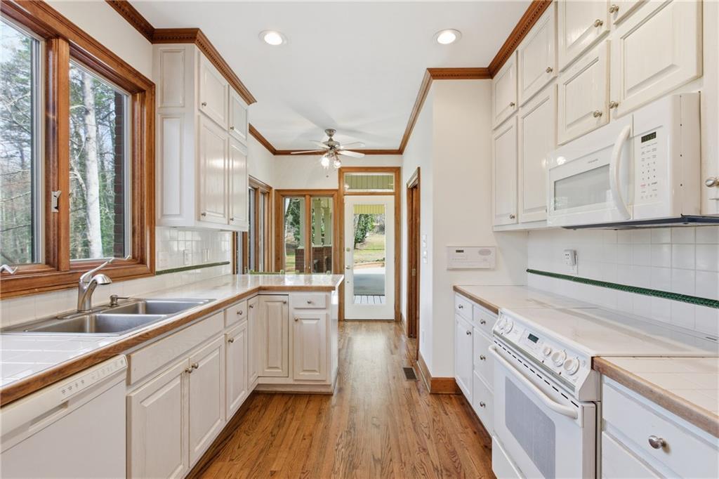 151 Ivy Street Demorest, GA 30535 - Photo 28 of 51